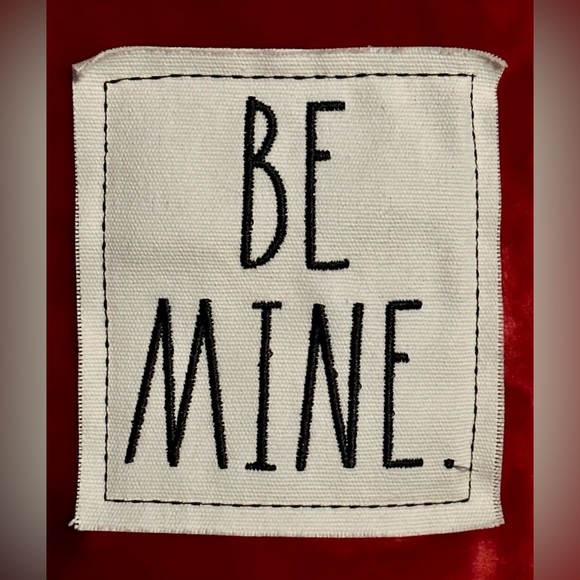 Rae Dunn Be Mine Blanket - Picture 2 of 3